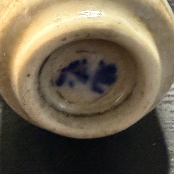 Chinese Glazed Porcelain Artsy Snuff Bottle 3" H - Picture 2 of 2